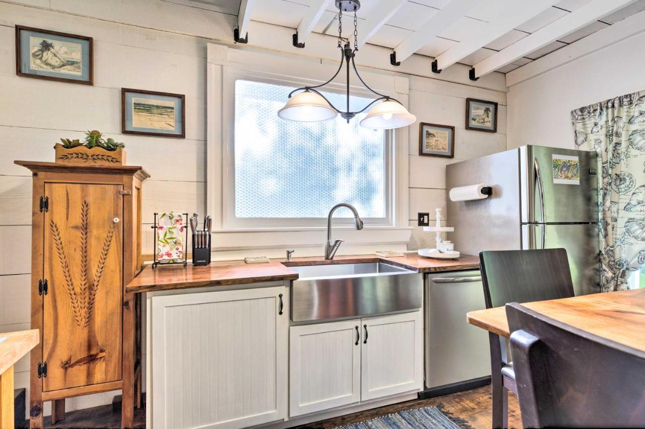 Historic Biloxi Bay Cottage With Beautiful View Ocean Springs Exterior photo