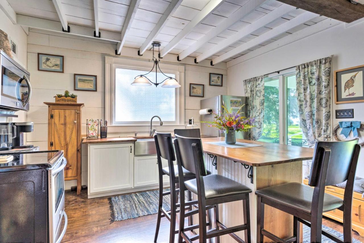 Historic Biloxi Bay Cottage With Beautiful View Ocean Springs Exterior photo