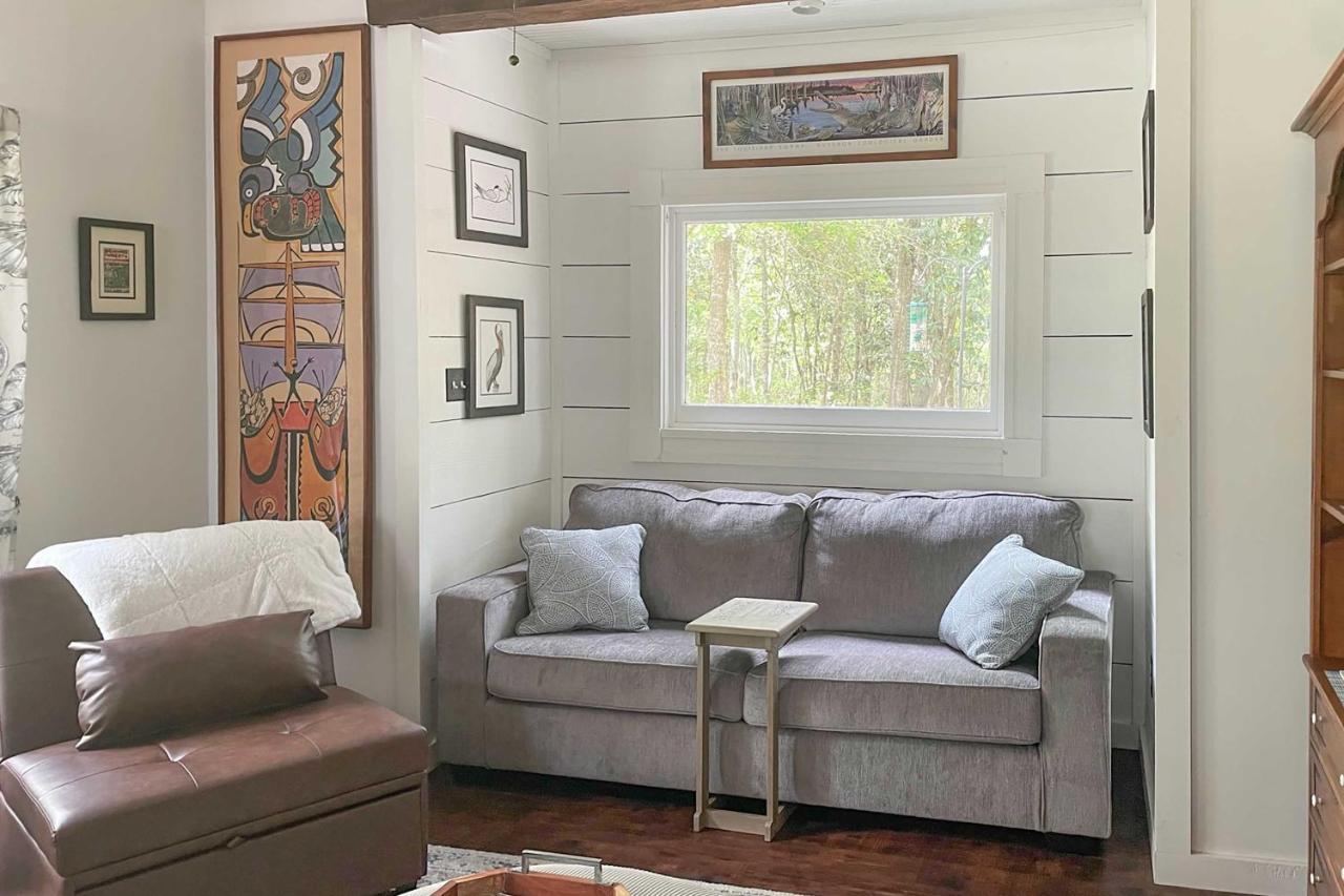Historic Biloxi Bay Cottage With Beautiful View Ocean Springs Exterior photo